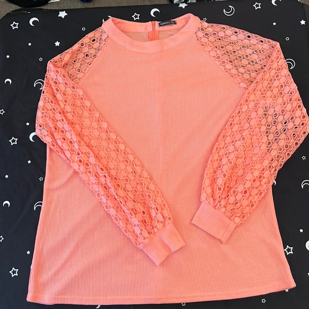 Women's Miholl XL peach long sleeve top with hidden zipper